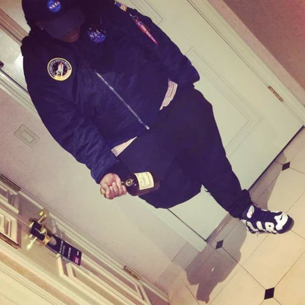 Meet your Posher, Shasa